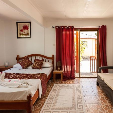 Dream Holiday Self Catering Ла-Діг Екстер'єр фото